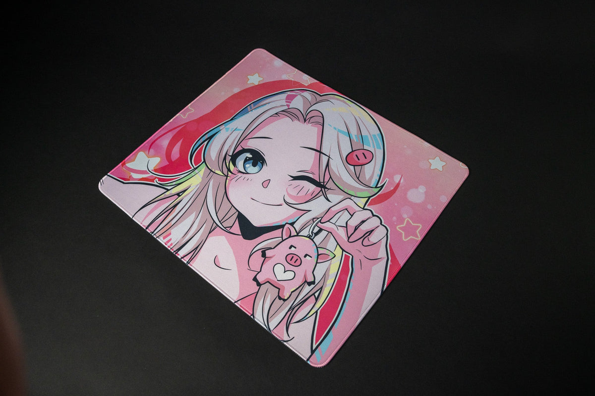 Angled product view of the PiggyKiki - Pose XL gaming mousepad
