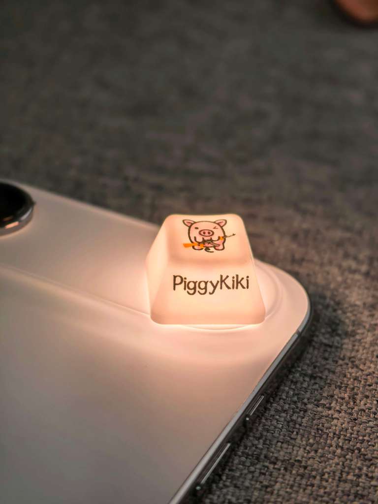 Full PiggyKiki - Pose original character artwork on ZeroGravity XL mousepad